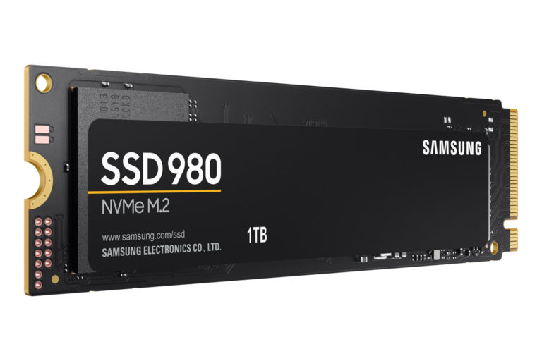 Testissä Samsung 970 EVO NVMe SSD -asema 