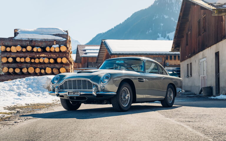 007 Aston Martin