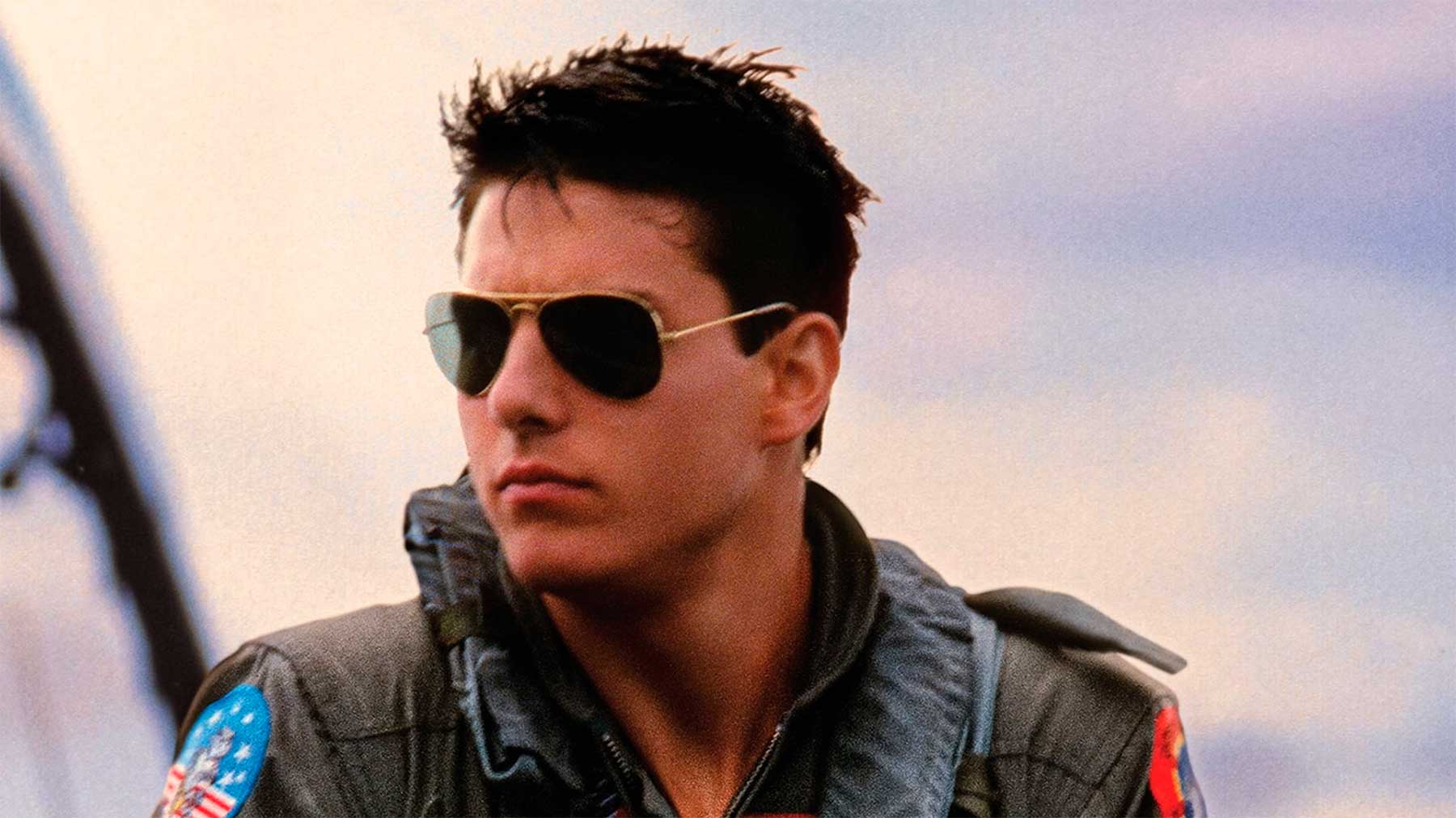 Лучший стрелок два. Том Круз Top Gun 1986. Топ Ган Маверик 1986. Мэверик том Круз 1986. Том Круз Top Gun Maverick.