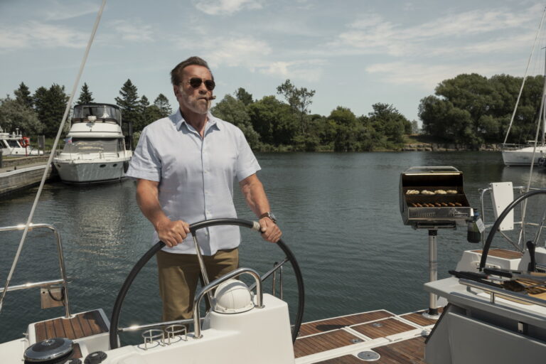 Arnold Schwarzenegger Netflixin Fubar-sarjassa (2023)